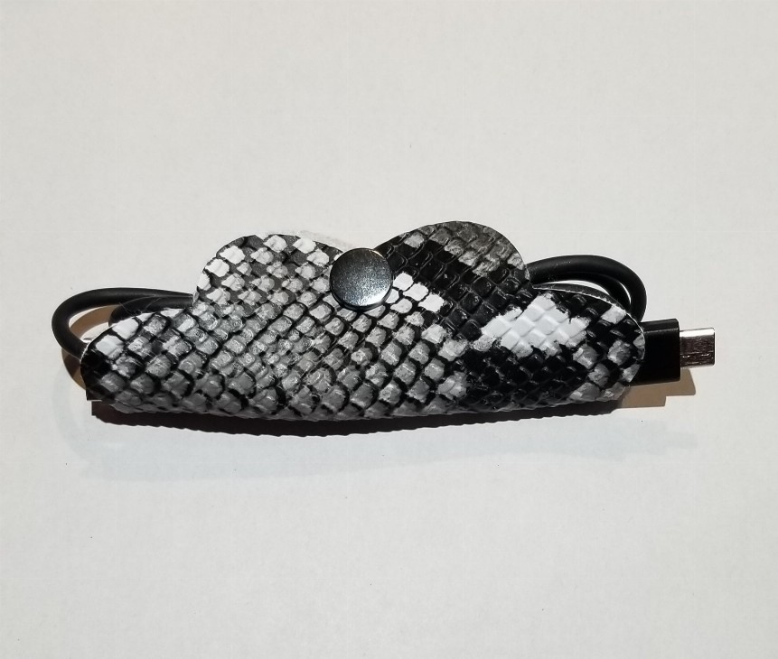 Cord Taco - 4 x 3 in grey, black, and white Snakeskin