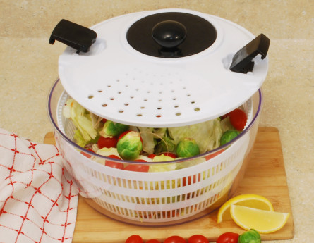 Cookpro 605 Salad Spinner  4.5Qt With Locking Straining