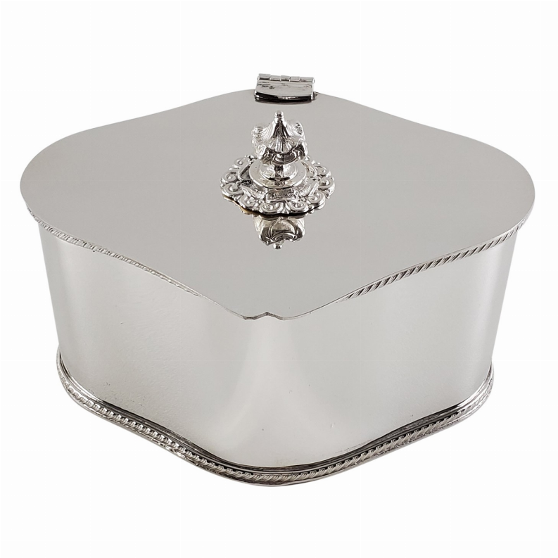 Biscuit Box Hinged Shaped Oval Gadroon 7.25" x 5.75" x  4.5"