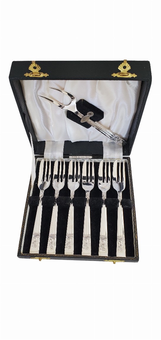 Six Pastry Forks and Server English Silver Plate c.1900