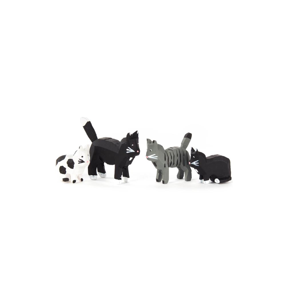 Dregeno Figures - Cats - Set of 4 - 1.25"H x 1"W x .25"D