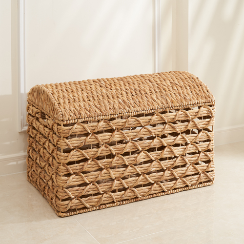 Amelia 24-Inch Hand-woven Water Hyacinth Dome Trunk with Attached Lid- Size M