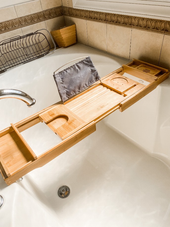 Luxury Extendable Bamboo Bath Tray