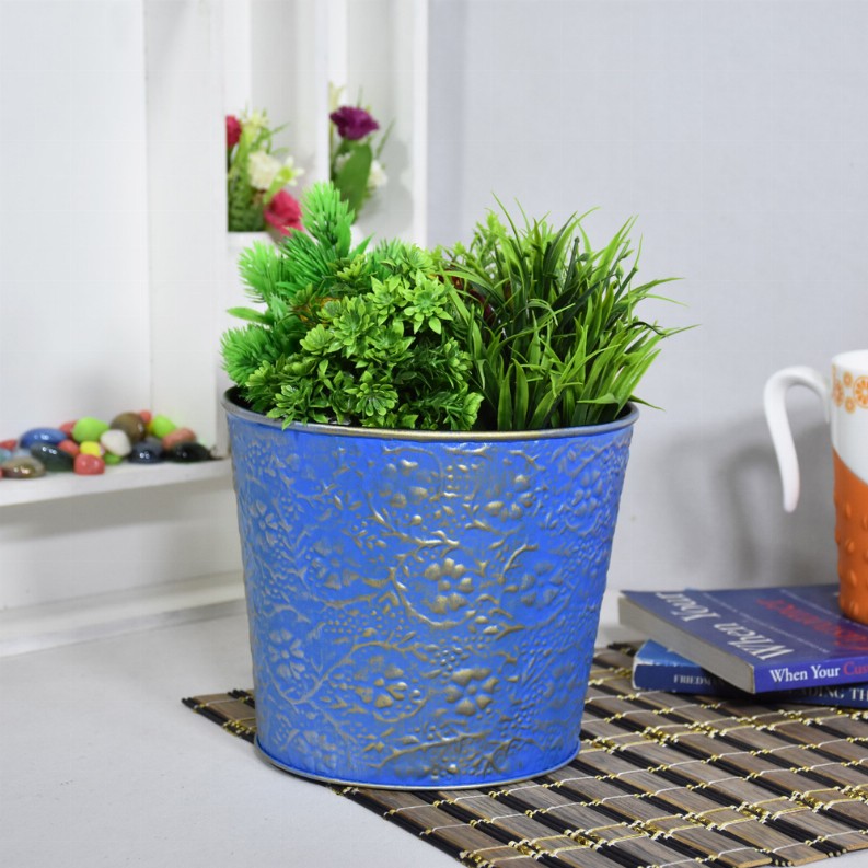 Handmade 100% Iron Round Modern Dusty Coated Color Planters Pot - 4.5 x 6.7 x 6.7in Light Blue