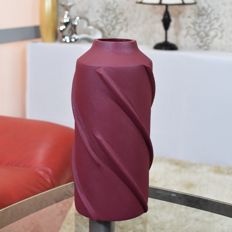 Handmade Aluminium Geometric Cylinder Vase For Indoor & Outdoor Use - 5.71x5.12x12.2in Red