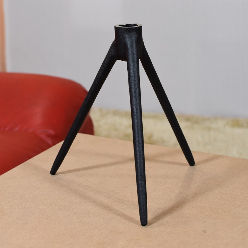 Handmade Aluminum Eco-friendly Geometric Black Set Of One Vase Candle Holder