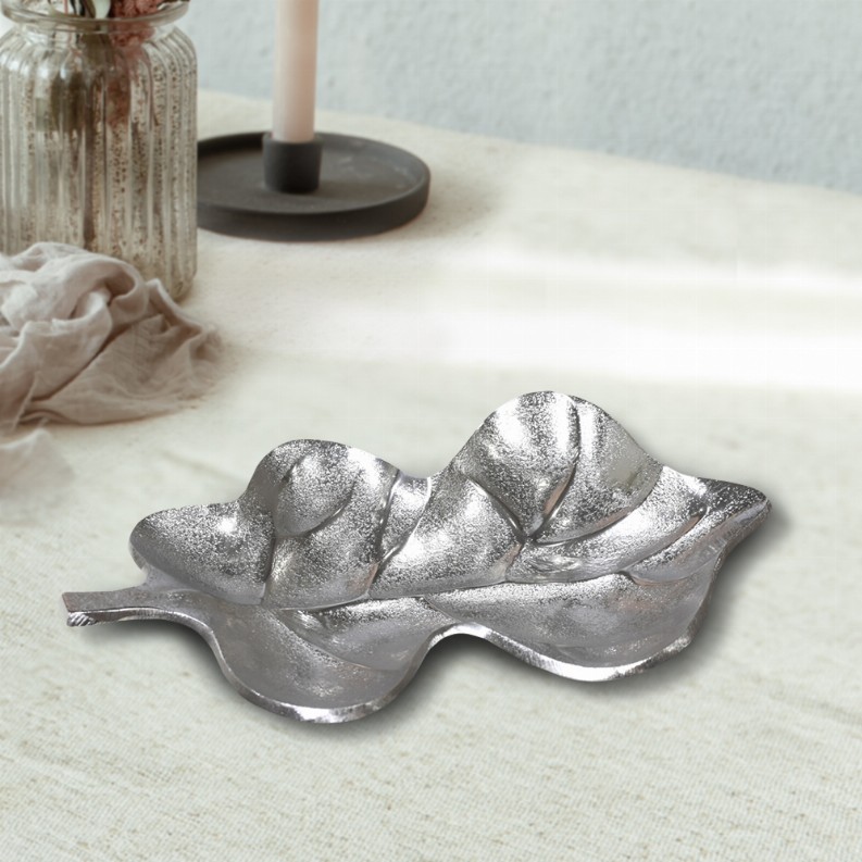 Handmade Decorative Silver Color Coated Aluminium Tray - 4.72 x 3.54 x 0.78cm Silver