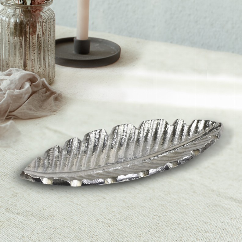 Handmade Decorative Silver Color Coated Aluminium Tray - 7.28 x 2.36 x 0.78cm Silver
