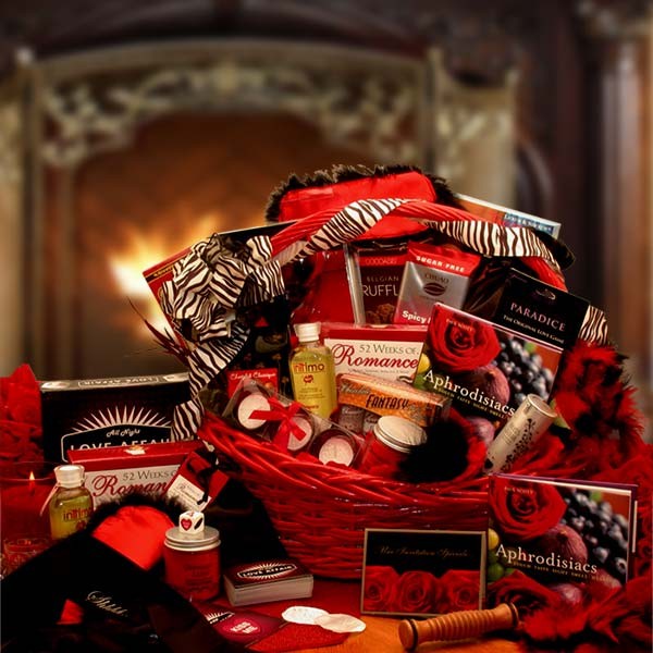 Wedding & Romantic Gifts - 18x18x15 inNaughty Nights Couples Romantic Gift Basket