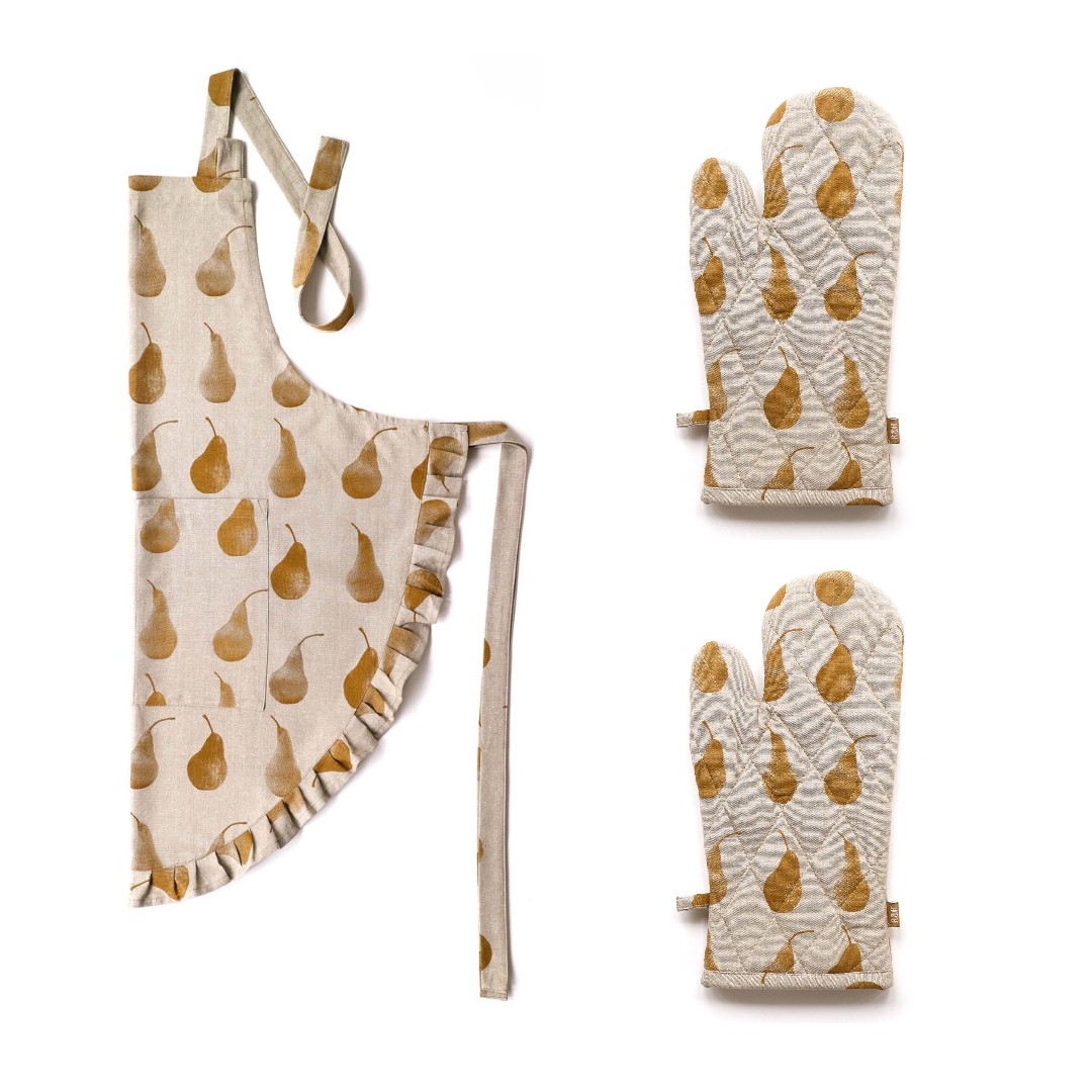 Set of Burnt Yellow Pear Patterend Apron with Oven Gloves