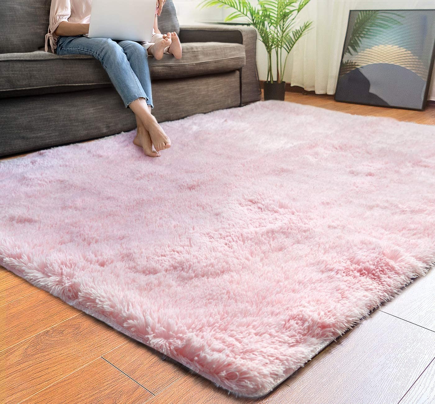 5 x 7 Pink Solid Modern Area Rug