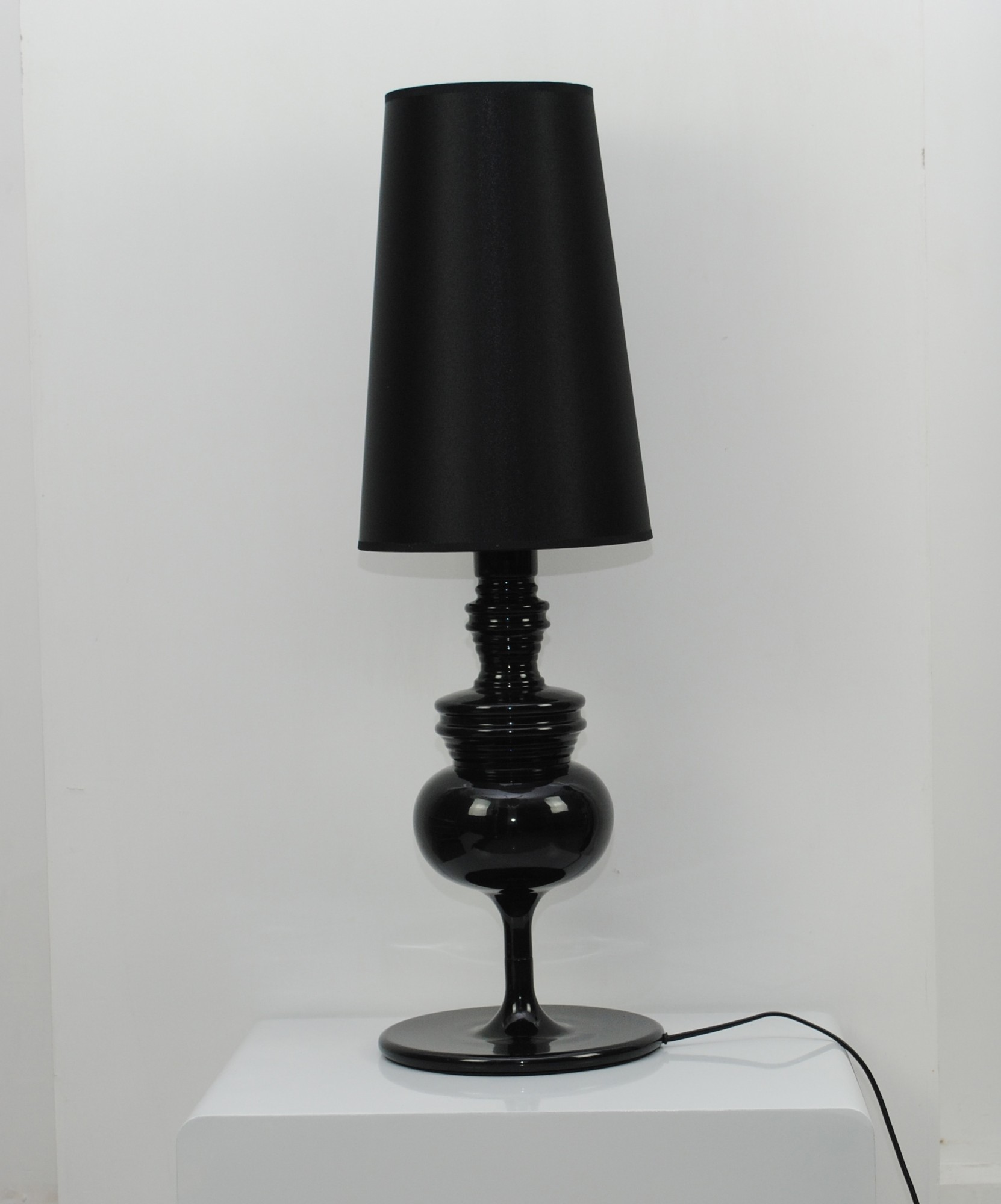 7" X 7" X 22" Black Carbon Steel Table Lamp