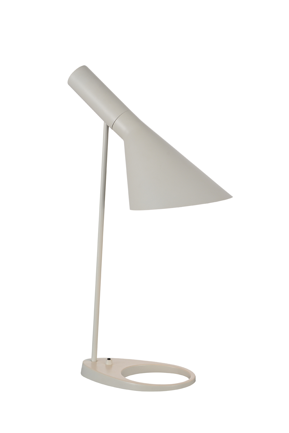 14" X 22" White Metal Table Lamp