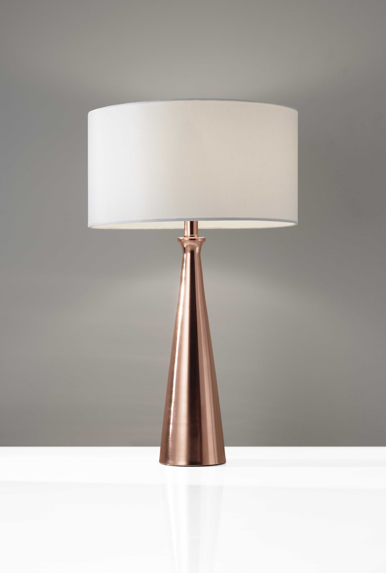 13" X 13" X 21.5" Copper Metal Table Lamp