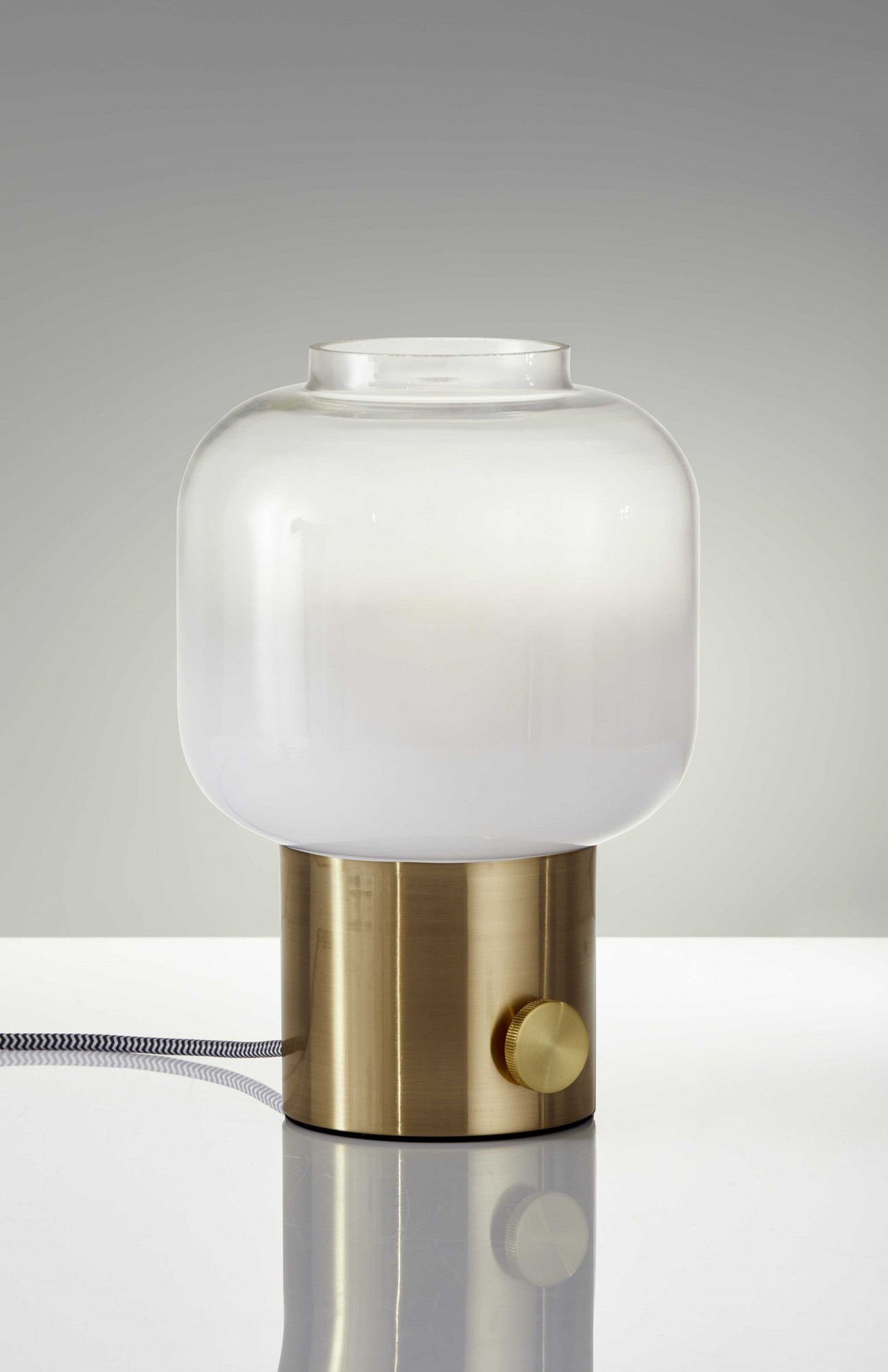 8" X 8" X 12" Brass Glass Table Lamp