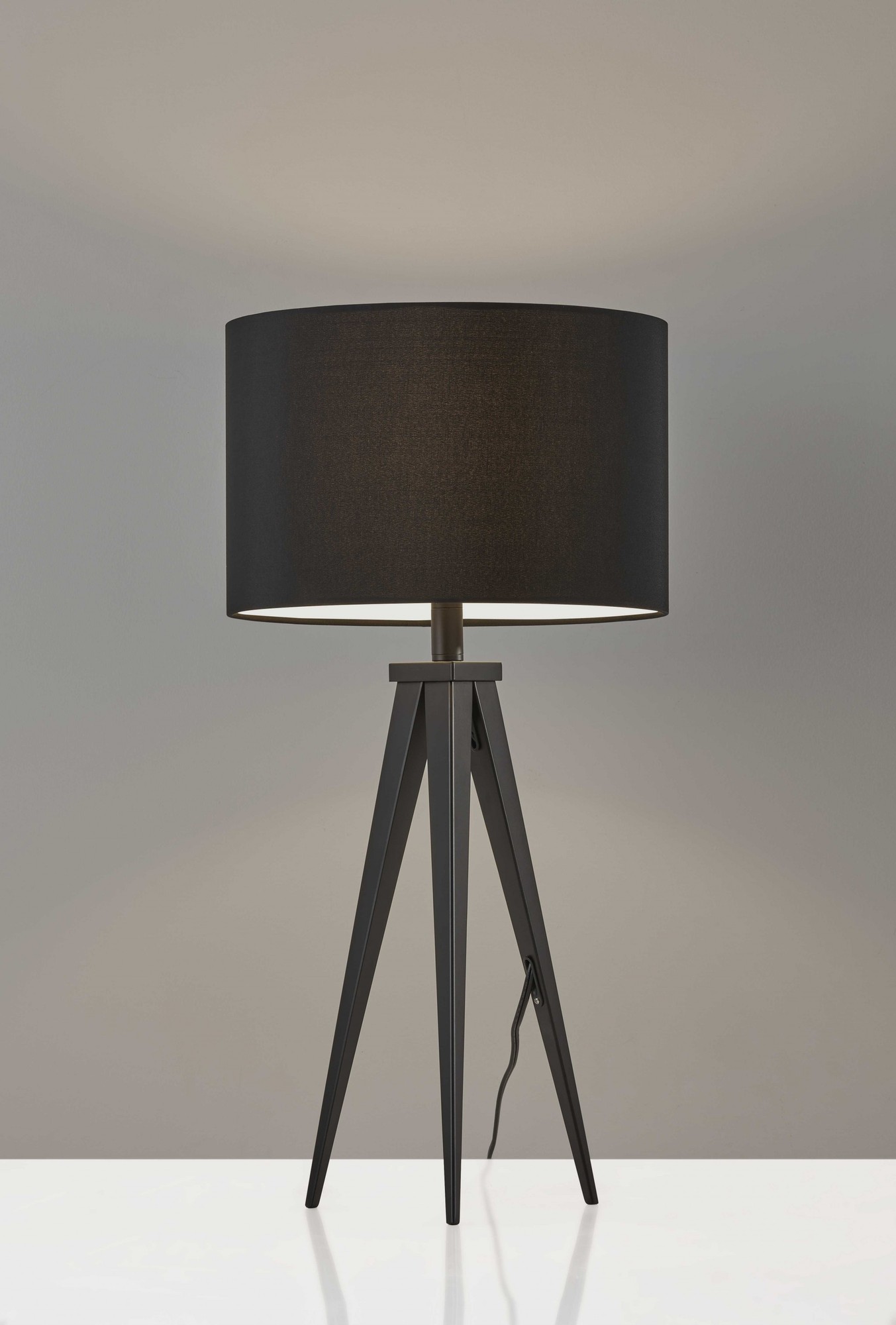 14" X 14" X 28" Black Metal Table Lamp