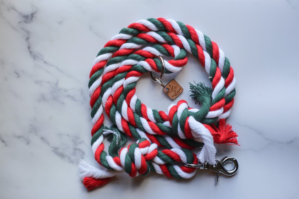 Knotted Rope Dog Leash - 4 ft Christmas