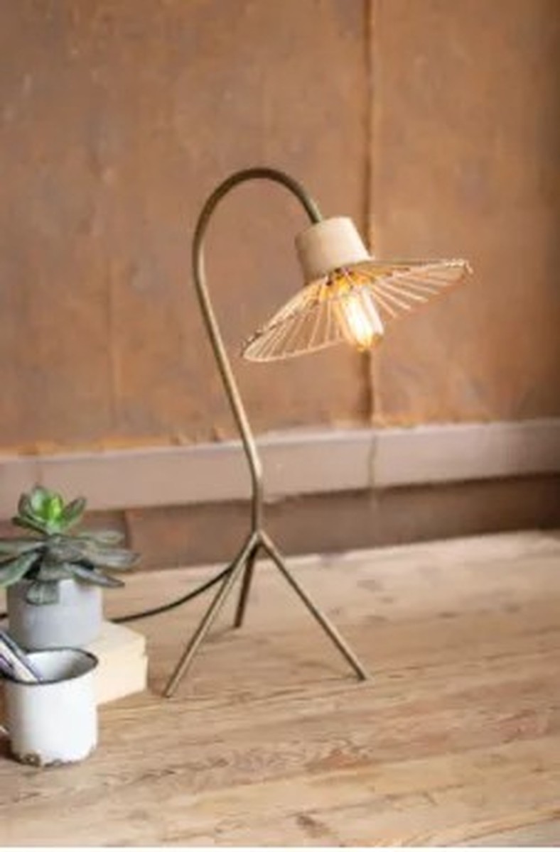 Antique Brass Finish Table Lamp With Rattan Umbrella Shade