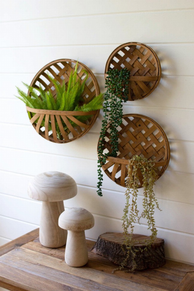 Set Of Three Rouind Split Wood Hanging Wall Baskets