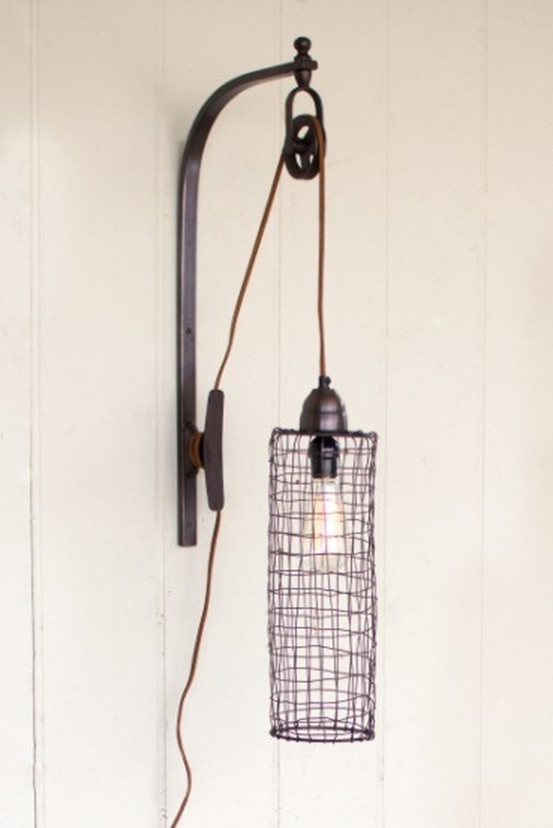 Wire Cylinder Wall Lamp With Pulley 15" X 5" X 26"T