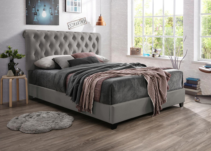Bedroom Kimberly Tufted King Bed, Brown