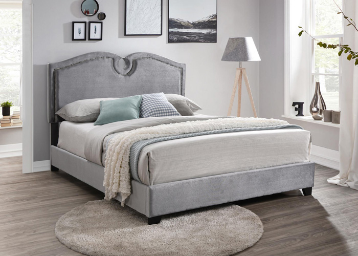 Bedroom Kimberly Scalloped King Bed, Silver