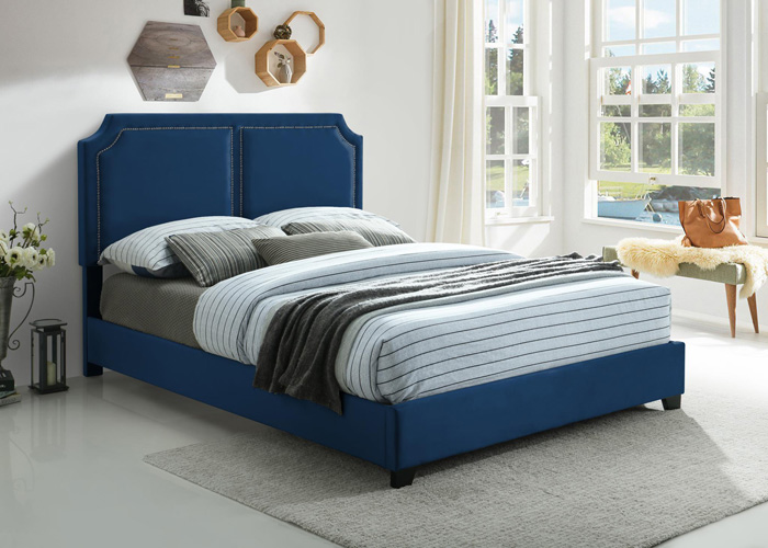 Bedroom Kimberly Nailhead Queen Bed, Blue