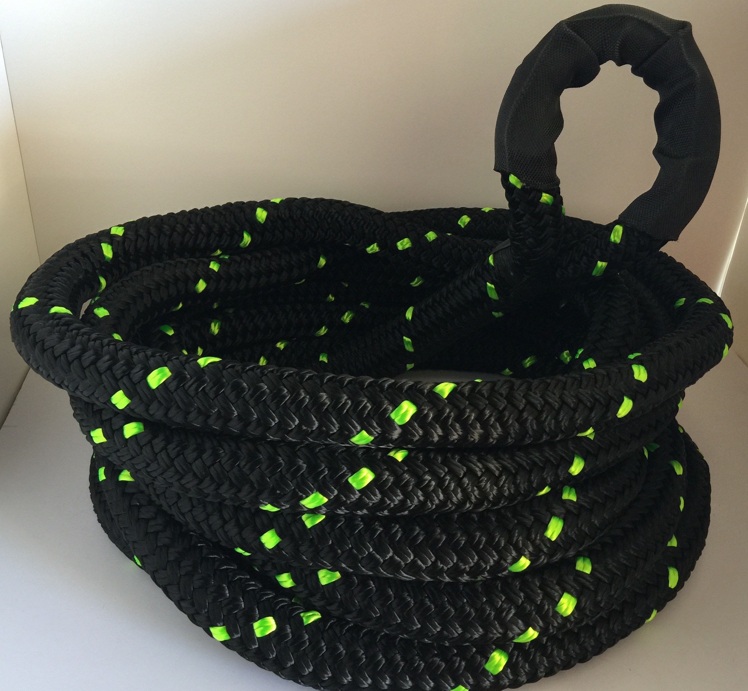 MONSTER RECOVERY ROPE (kinetic) - 1-1/2 inch X 30 ft (VEHICLE RECOVERY)