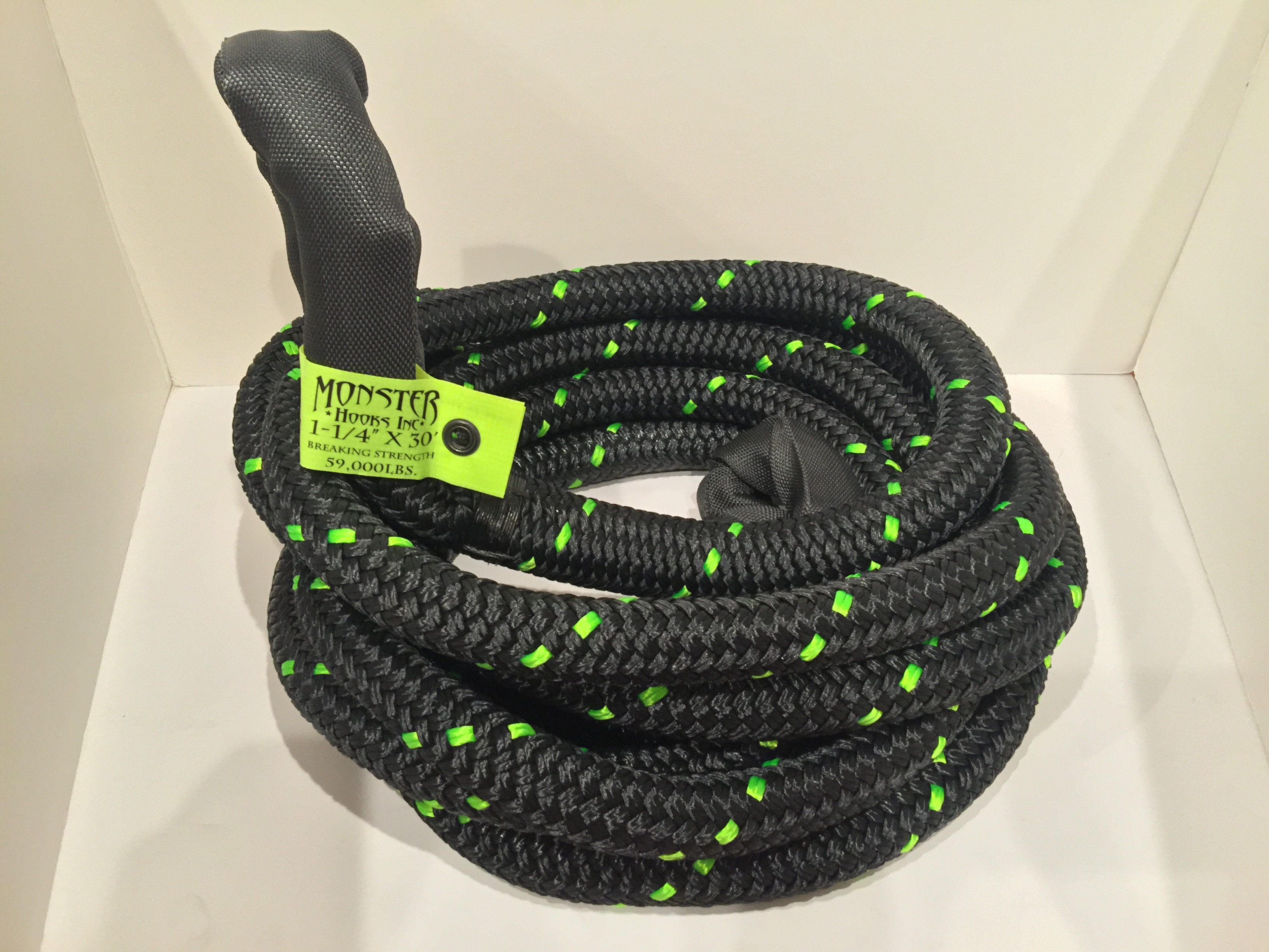 MONSTER RECOVERY ROPE (kinetic) - 1-1/4 inch X 30 ft (VEHICLE RECOVERY)