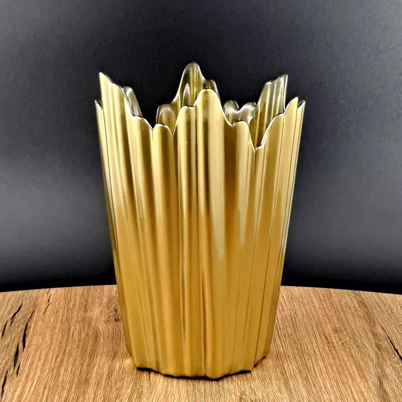 CORAL 8" Glass Vase