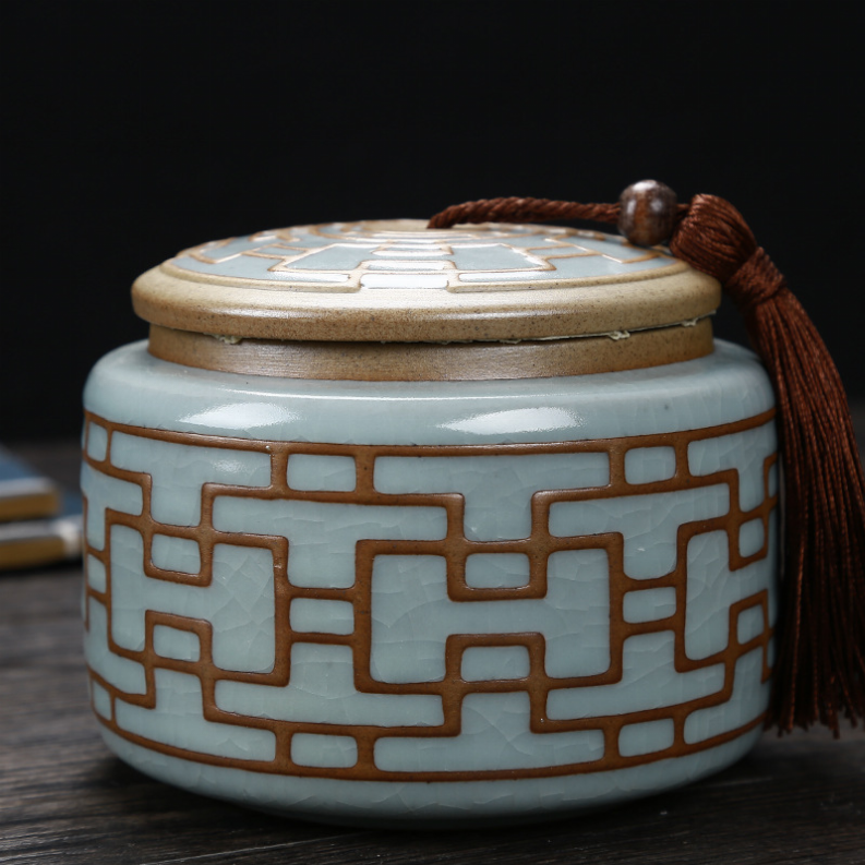 Ceramic Beautiful Tea Caddie Decorative Container. Asian Inspired Design