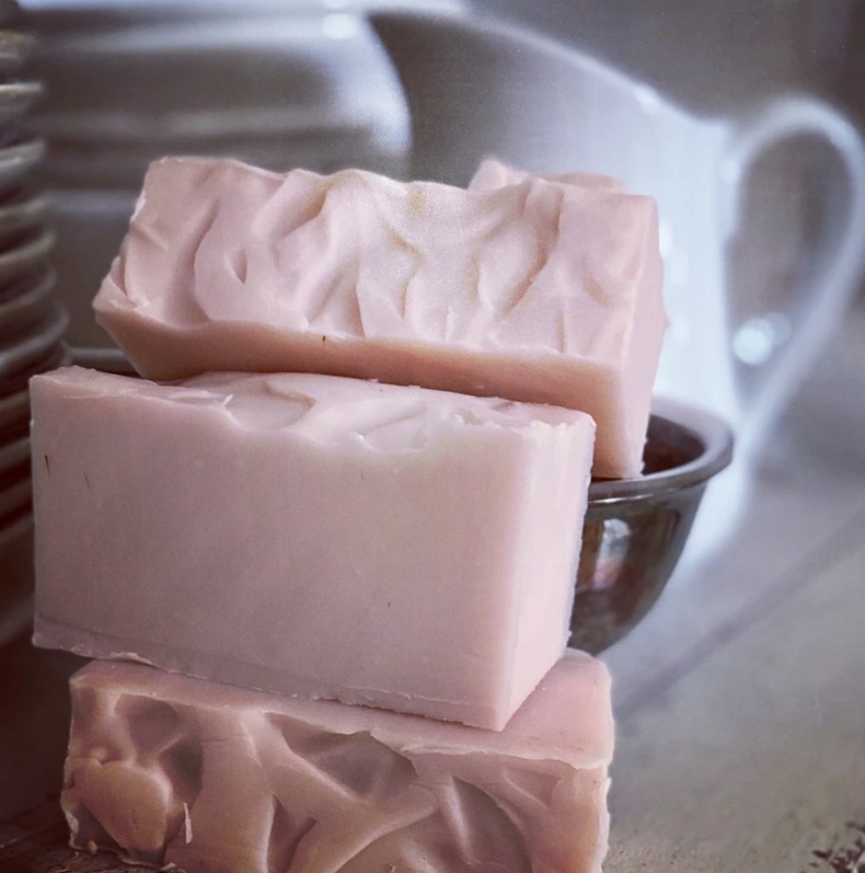 Organic Handmade Soap - 7ozCapri  - A Beautiful Blend Of Citrus And Lavender