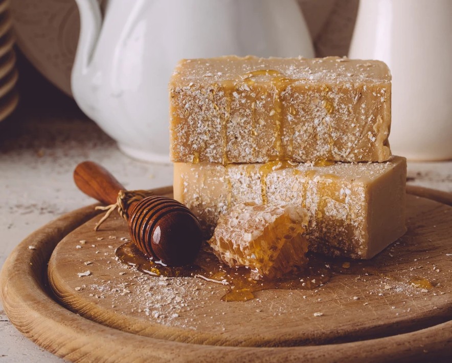 Organic Handmade Soap - 7ozOatmeal, Milk And Honey