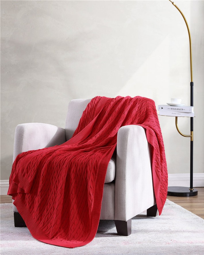 Oak 100% Cotton Cable Knitted 50" x 70" Throw - 50"x70" Red