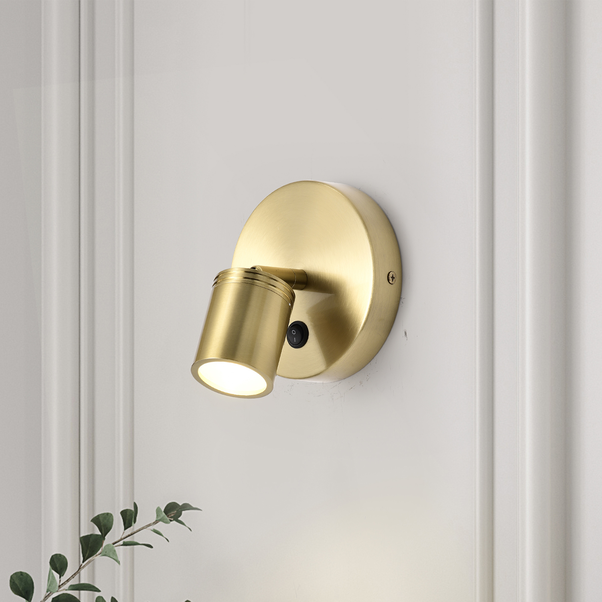 Alby 5 in. 1-Light Indoor Brass Finish Wall Sconce with Light Kit