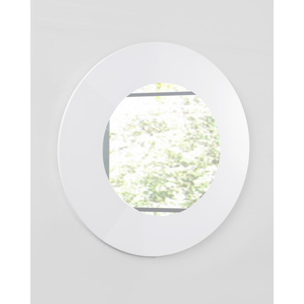 Delaney  Mirror in High gloss white lacquer
