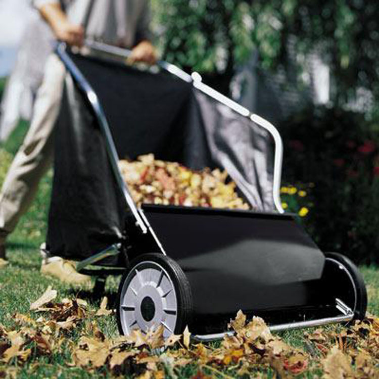 31" Deluxe Push Lawn Sweeper