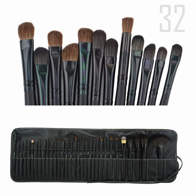 Sculptor 32 Piece High Quality Wooden Makeup Brush Set - Black